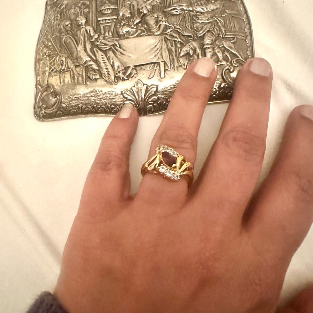 Elegant Gold and Silver Women's Ring